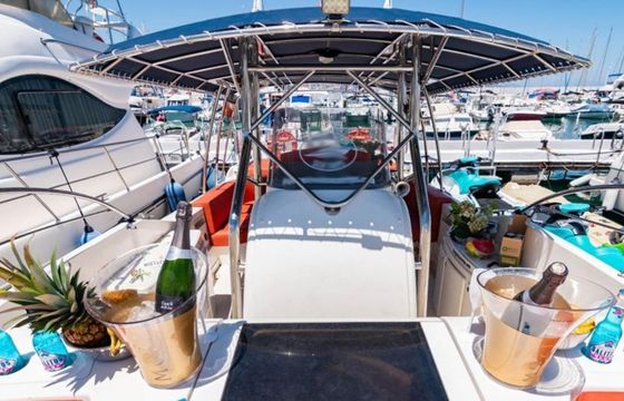 Quer 40 Private Boat For 12 People