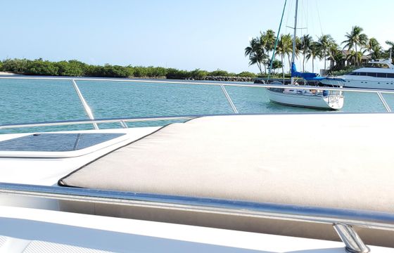 Luxury 50' Sea Ray Yacht Rental in South Beach Miami - All-Inclusive Packages