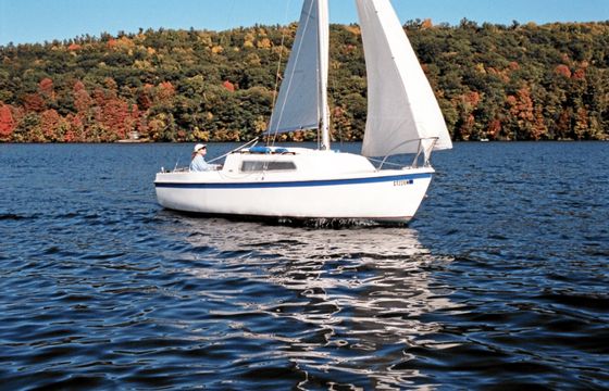 Captained Sailboat Charter in Salisbury 2 hr sails 4 persons