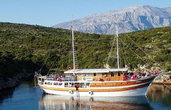''M/Y Tvrdi'' Mega Yacht Charter in Jesenice