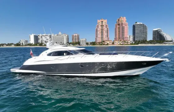 60' Luxury Yacht Crab Island Cruise in Destin, Florida