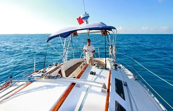 40ft Sailboat Rental in Cancún, Quintana Roo