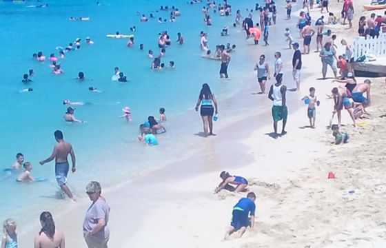 Hataras 33' Private Motor Boat Charters  in Montego Bay