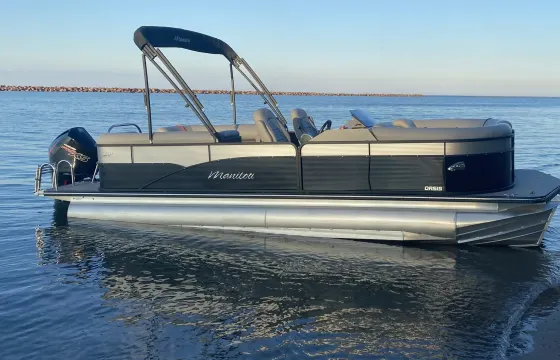 Manitou 23ft Pontoon on Okauchee Lake