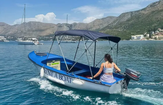 Passara Boat in Cavtat License not required
