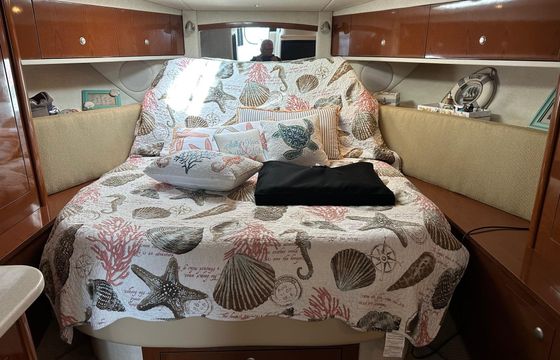Welcome aboard on our 33ft charter have fun, relax & enjoy Sunset Cruises.
