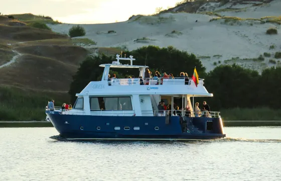 Modern Ship: Panoramic Lagoon Cruises, Birdwatching & Guided Delta Safaris