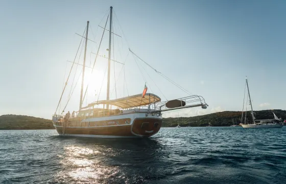 schooner Gulet Victoria family ship cruise  Bonifacio Corsica for 12 persons