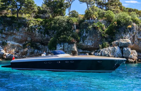 55ft Itama Open Motor Yacht boarding in Antibes, Cannes, St Tropez or Monaco