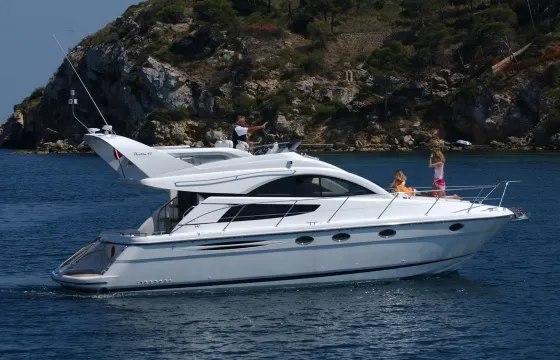 Fairline Phantom 40 Luxury Yacht Experience in Dubrovnik Islands