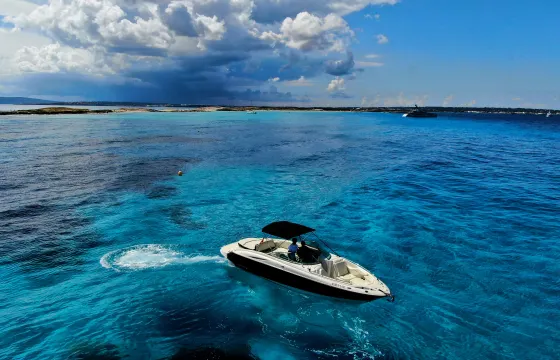 Monterey 278 - Napine Boat Rental at the Best Price in Ibiza!