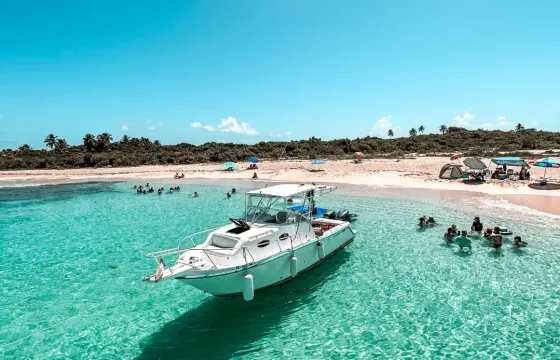 Enjoy the best experience in a comfortable 29' Mako boat