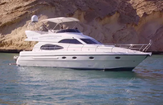 Al Shali Marine 50ft - Ultimate Custom Private Luxury Yacht Charter
