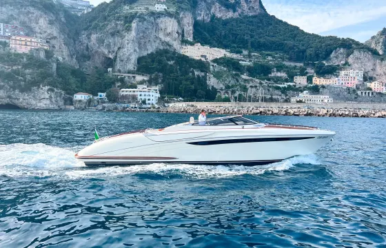 44 Rivarama Motor Yacht For Rent in Capri