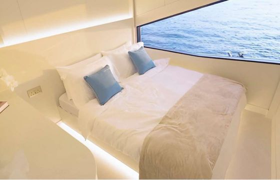 Luxury Yacht Charter with a Crew, 65ft., 30 guests. Abu Dhabi | Emirates Palace