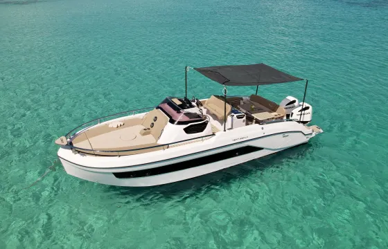 Enjoy Ibiza and Formentera with Ranieri 330 LX