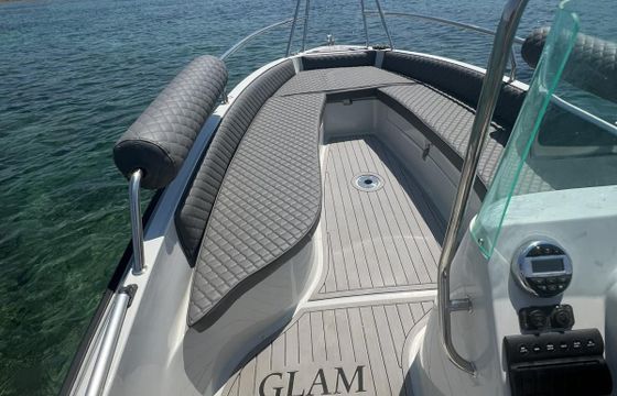 Cobra 495 - 16ft Motorboat in Glyfada, Athens - No License Required