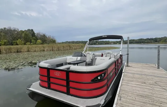 2025 Bentley 22 Legacy Pontoon 13 People Capacity In Wayzata