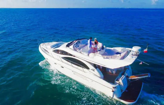 Amazing 47' Azimut Flybridge Motor Yacht Charter - 5 hours minimum