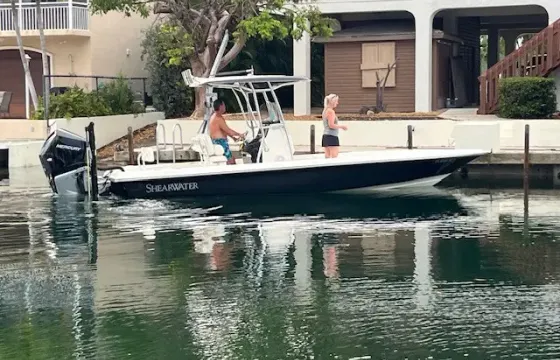 26' Shearwater - Custom Islamorada Tours, Alligator Lighthouse, Sandbar, Snorkel