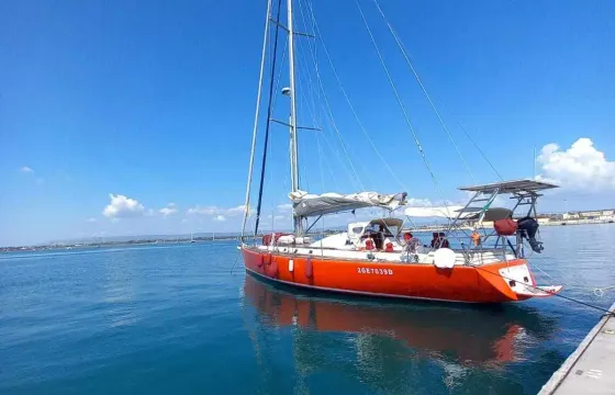 Day Excursions And Short Cruise In Siracusa And Marzamemi