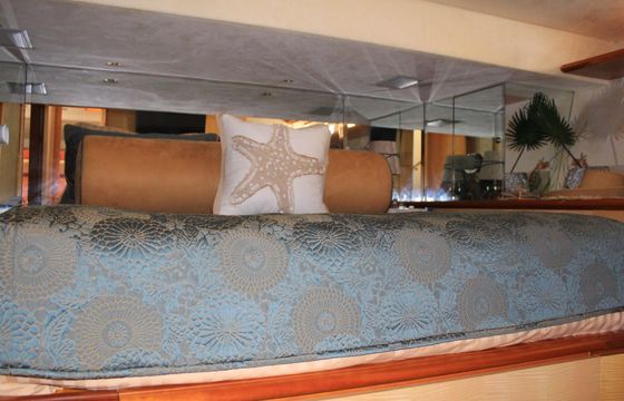 70ft Queen Ship Power Mega Yacht Charter in Cabo San Lucas, Mexico