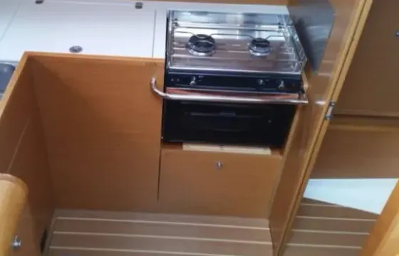 10 Persons 43' Sun Odyssey - Sonata Cruising Monohull in Sukošan, Croatia For Charter