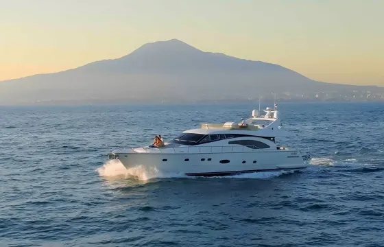 Luxury Escape: Sorrento to Capri on the Ferretti 680!