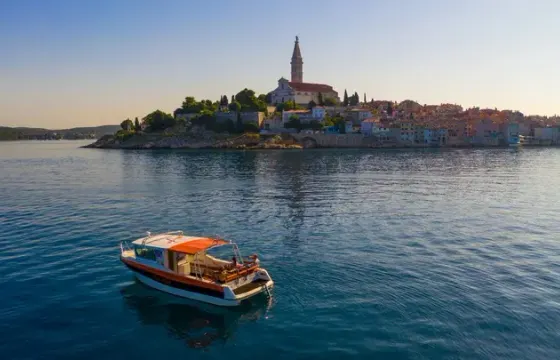 SPEED MOTORBOAT - HOURLY RENTAL