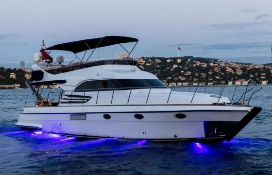 Comfortable Custom 57ft Luxury Motor Yacht for Bosphorus Tours in Istanbul