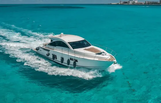 Fairline Targa 64 Luxury Yacht Charter in Cancún