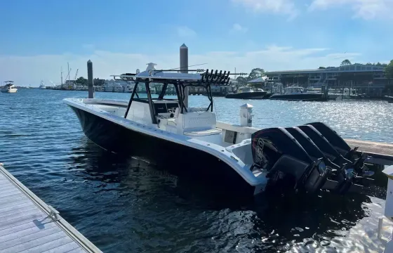 39' Yellowfin with Quad Engines, Fast & Fun, Cape Cod & the Islands