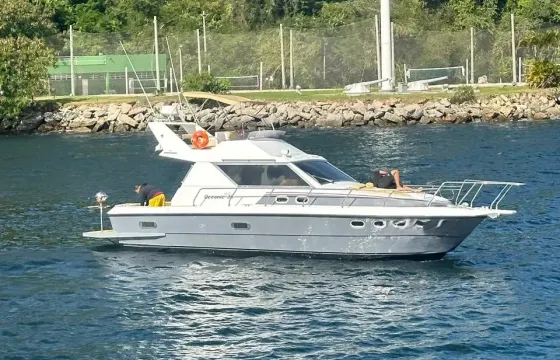 Luxury Cruise in Rio de Janeiro - 36 Feet Royal Oceanic