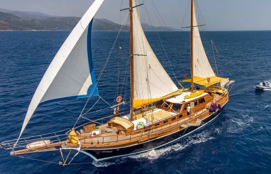 Do you dream of sailing along the turquoise Aegean coasts of Turkey?