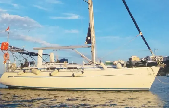 2001 Bavaria 40 Ocean Sailboat - Sunset Charters in Mellieħa
