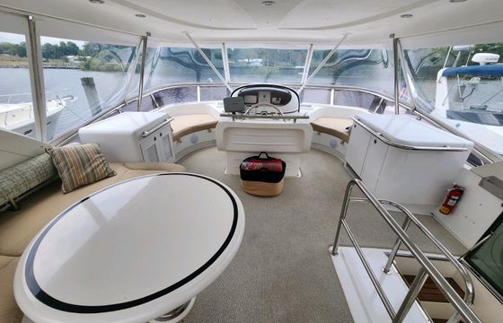 Horizon 64' Flybridge – Luxury Yacht Charter Fort Myers Beach