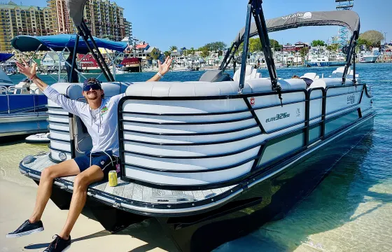 The Most Badass Party Pontoon in Destin! Free Amenities ! Tons of Floats!