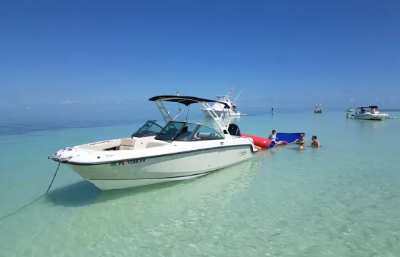 Boston Whaler 24ft Sandbar Hangout Key West