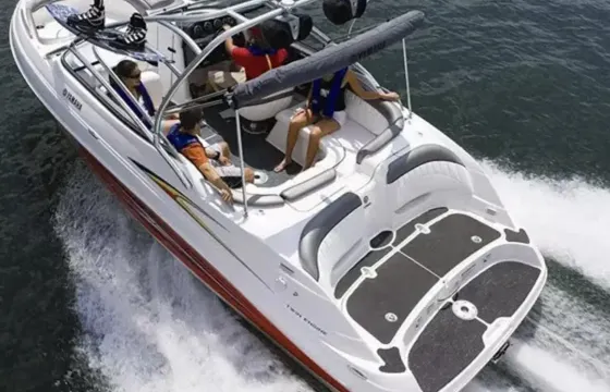 23' Yamaha AR230 Fast Jet Boat in Renton