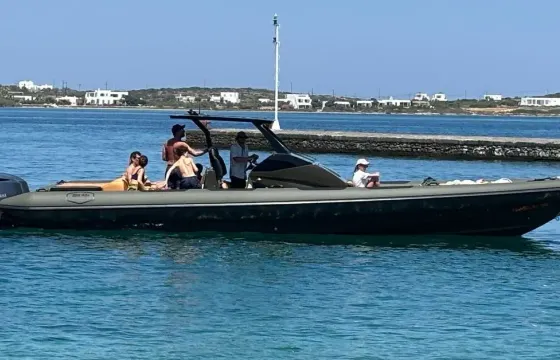 ZEN 40 ft - Antiparos - Paros
