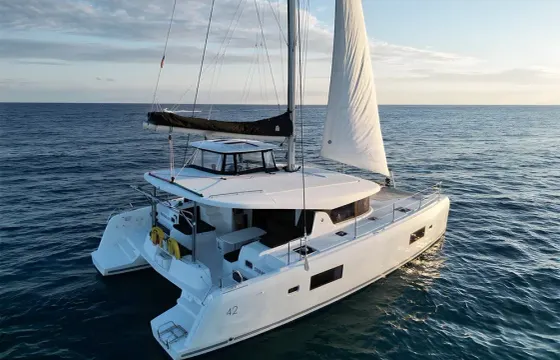 Lagoon 42´ Catamaran - All Inclusive In Tulum
