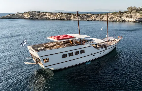 New 90ft Custom Boat for 180 guests