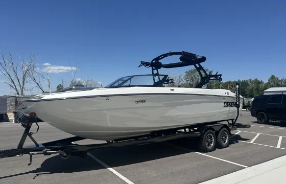Lake Powell Daily Rentals -  2025 Ski Supreme S240 (w)