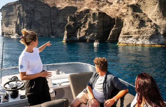 Private Targa Motor Yacht Cruise with BBQ, Open Bar & Transfers