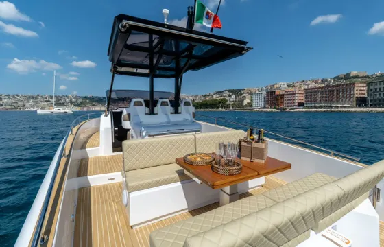 Explore Capri’s Hidden Gems on a Modern Salpa 35!