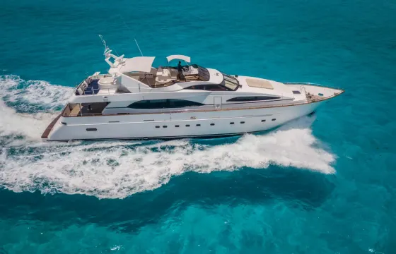 Impressive Azimut 101’ Power Mega Yacht in Cancún, Quintana Roo