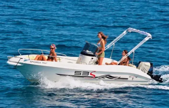 Explore L'Estartit on a 16' Trimarchi 53S with Licence, Costa Brava