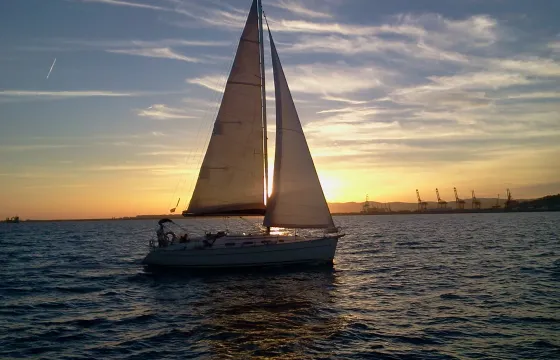 Hot Air Ballooning & Sailing Adventure from Barcelona