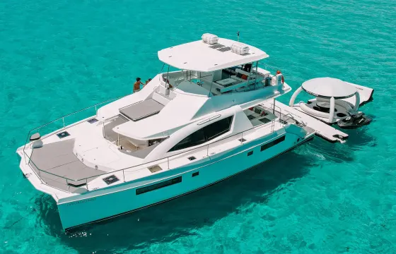 Experience Stunning Leopard 51ft Catamaran Yacht!