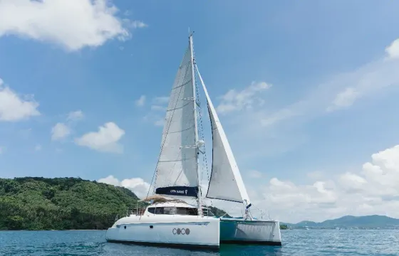 Standard 40ft Sailing Catamaran Cruises in Phuket